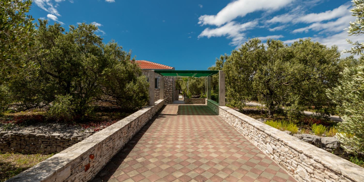 Solar Holday Home Ivona